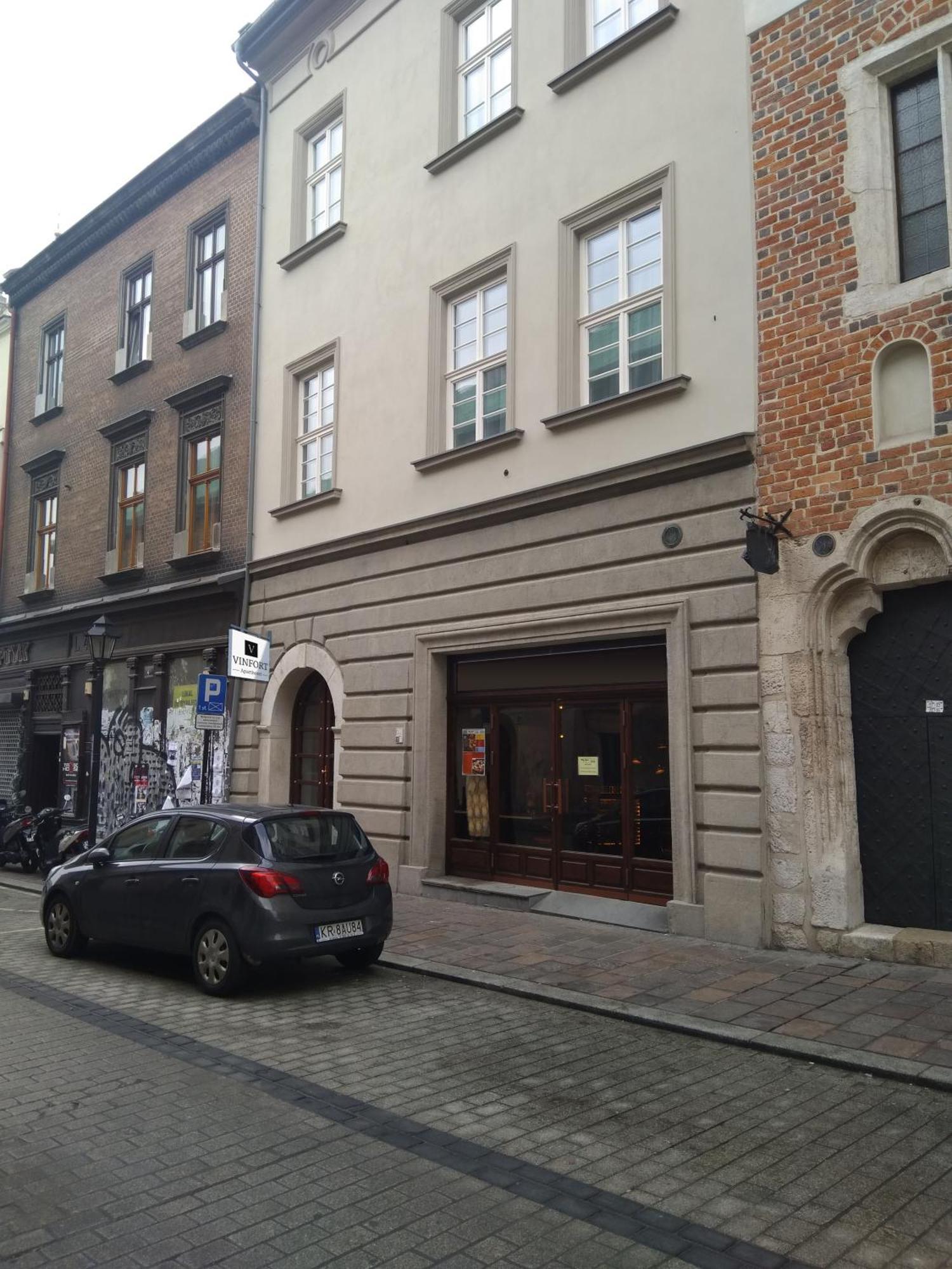 Vinfort Aparthotel Krakow Exterior photo